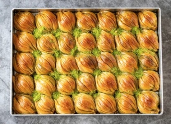 Doyurucu Büyük Porsiyon 2.5 Kg Baklava Siirt pasta