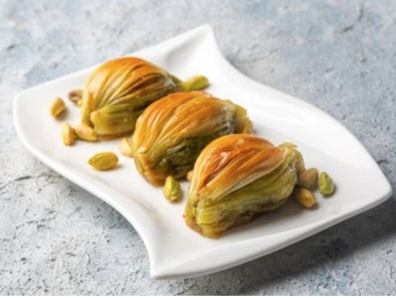 Sıcak Servis Tavsiyeli 750 Gr Baklava Siirt pasta